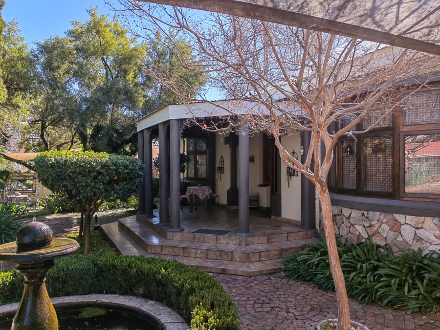 5 Bedroom Property for Sale in Parys Free State